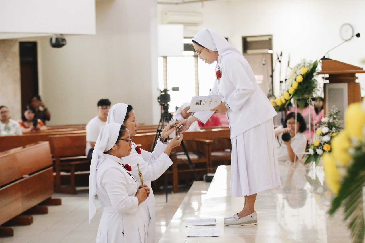 Stay with Us: Perpetual Profession of Vows and Anniversary of 60 Years and 25 Years of Religious Life